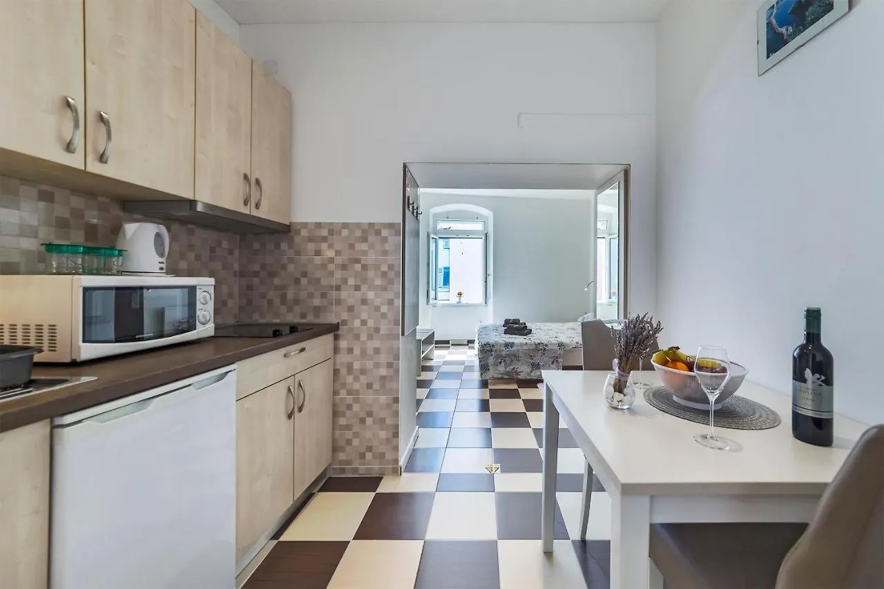 Rebic Apartment Pula