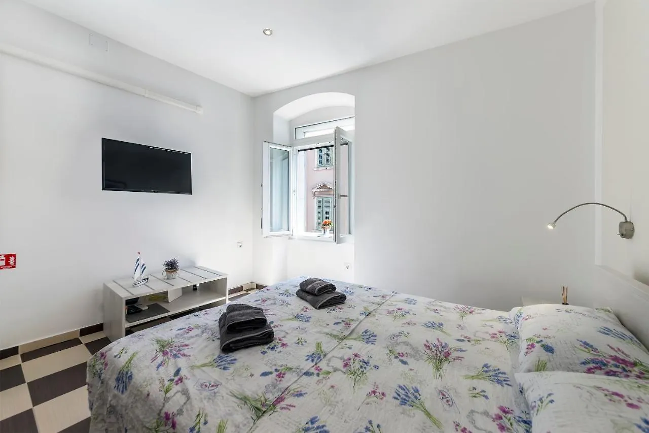 Rebic Apartment Pula Croatia